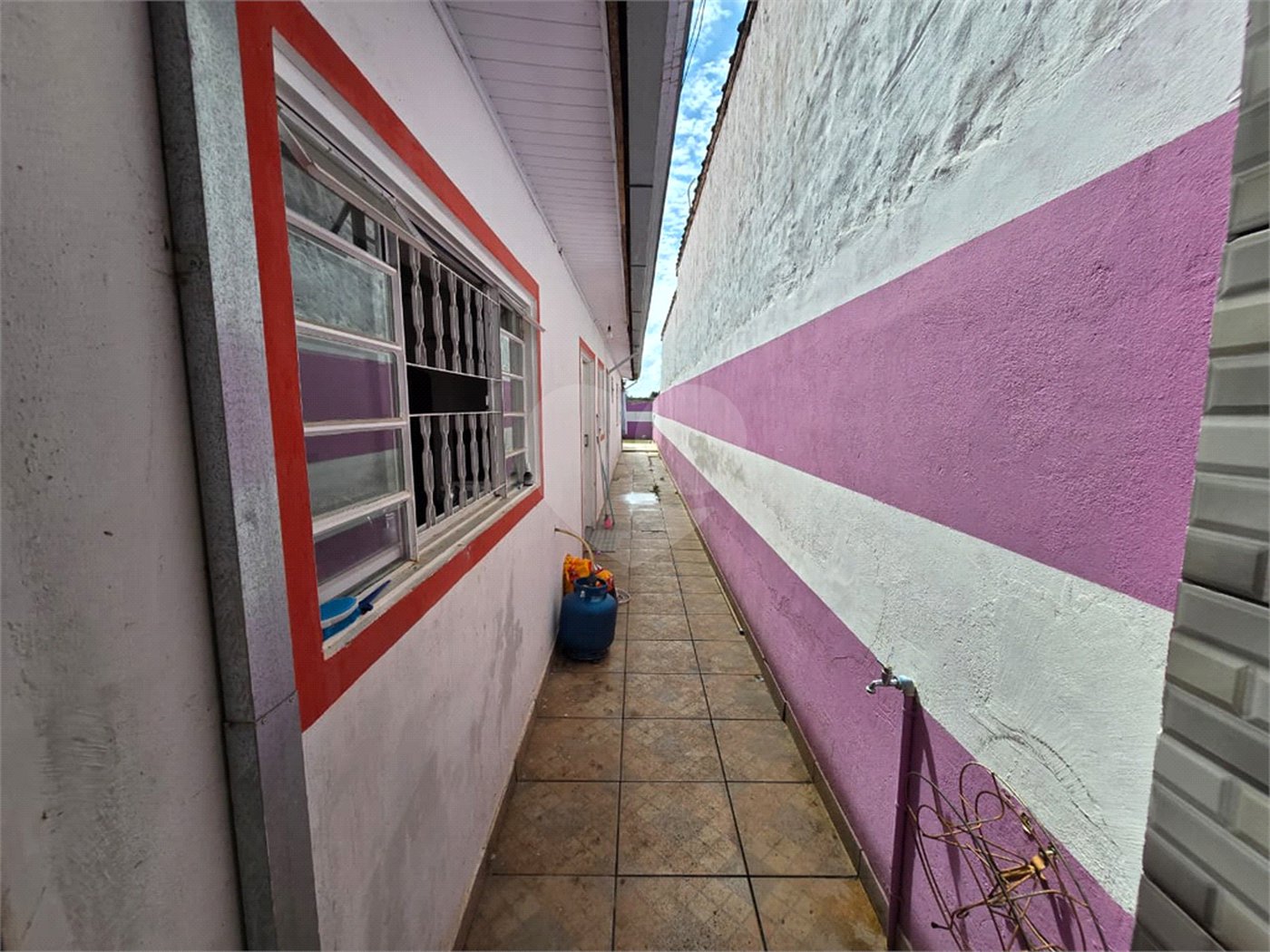 Casa à venda com 2 quartos em Vila Messias, Alambari, SP