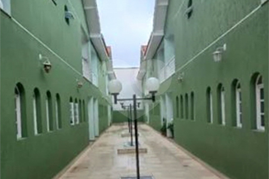 Casa à venda com 3 quartos, sendo 1 suíte, no condomínio São Marcos, São Paulo - SP