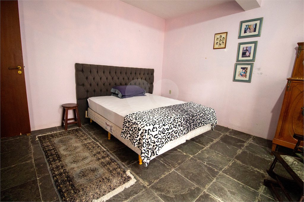 Chácara à venda com 4 quartos, sendo 2 suítes, em Vila Santa Rita, São Roque, SP