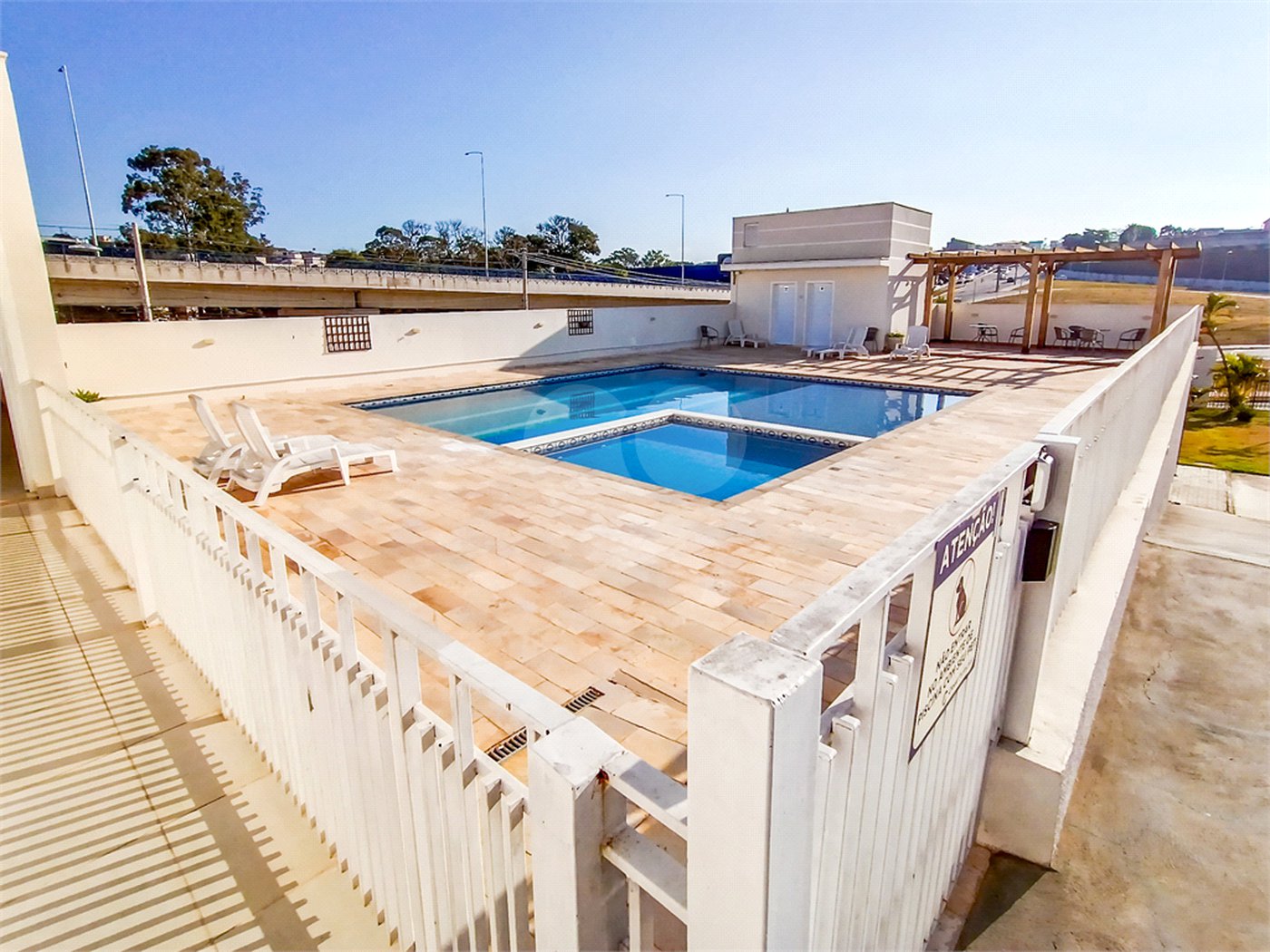 Casa à venda com 2 suítes no condomínio Residencial Américo Figueiredo, Sorocaba - SP