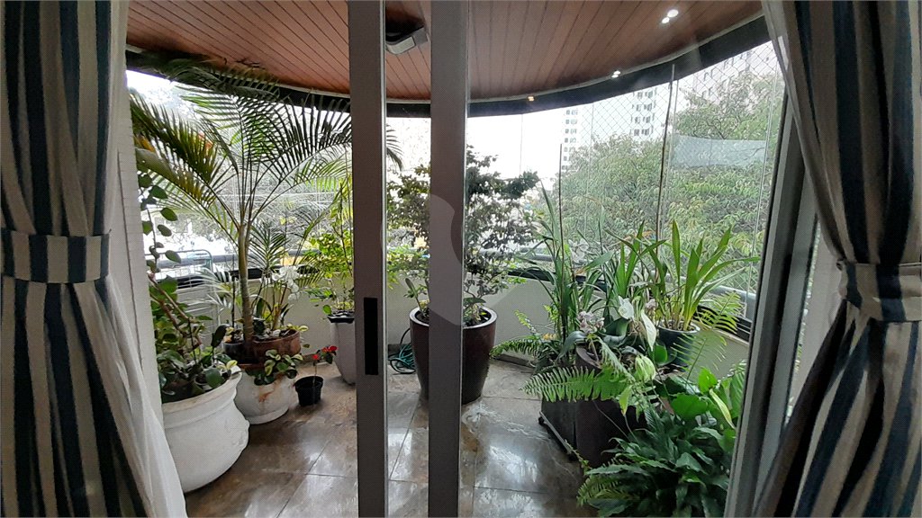 Apartamento à venda com 3 suítes em Perdizes, São Paulo, SP