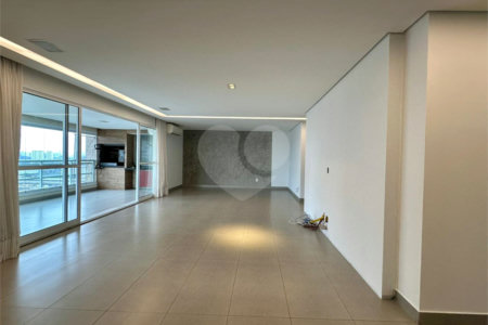 Apartamento à venda com 4 quartos, sendo 3 suítes, em Vila Leopoldina, São Paulo, SP