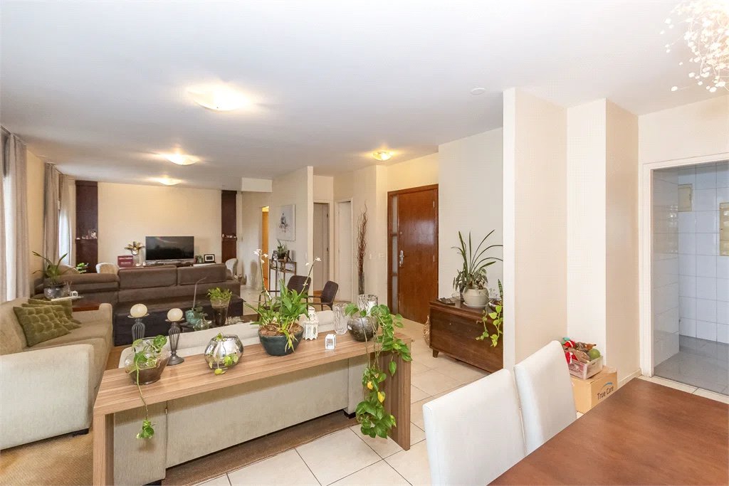 Apartamento à venda com 4 quartos, sendo 3 suítes, em Vila Andrade, São Paulo, SP
