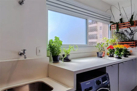 Apartamento à venda com 4 quartos, sendo 3 suítes,  em Vila Romana, São Paulo, SP