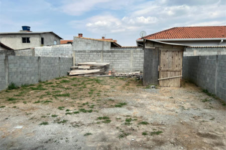 Casa à venda com 2 quartos, sendo 1 suíte, em Vila Vilma (mailasqui), São Roque, SP