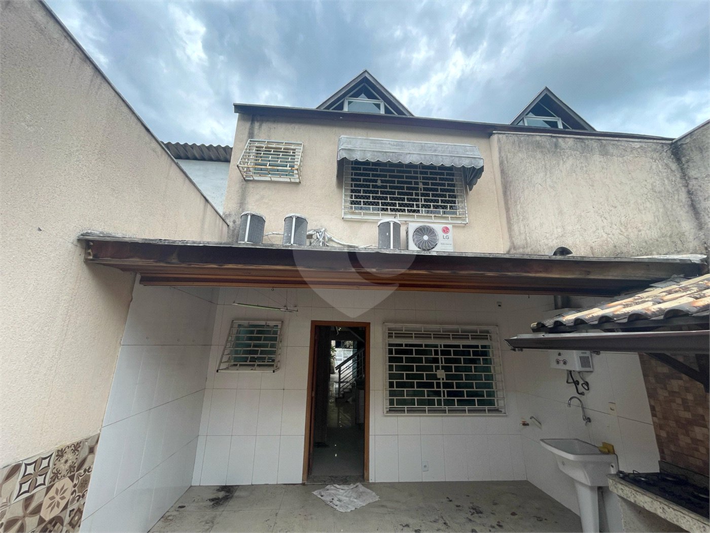 Casa à venda com 3 quartos, sendo 2 suítes, em Campo Grande, Rio de Janeiro, RJ