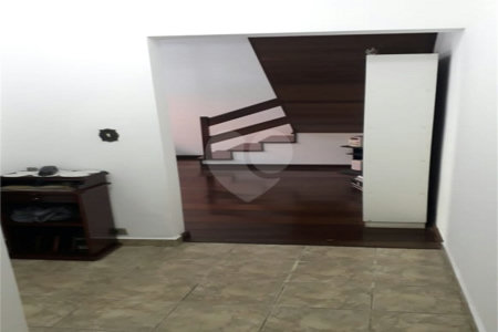 Sobrado à venda com 2 quartos em Vila dos Remédios, São Paulo, SP