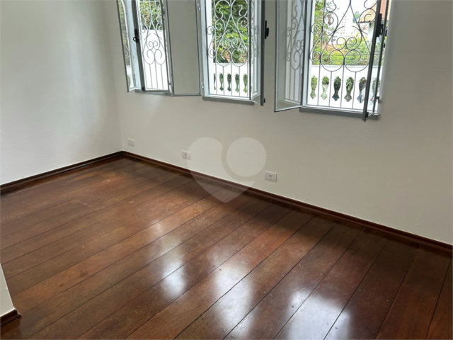 Sobrado à venda com 4 quartos, sendo 2 suítes,  em Água Fria, São Paulo, SP