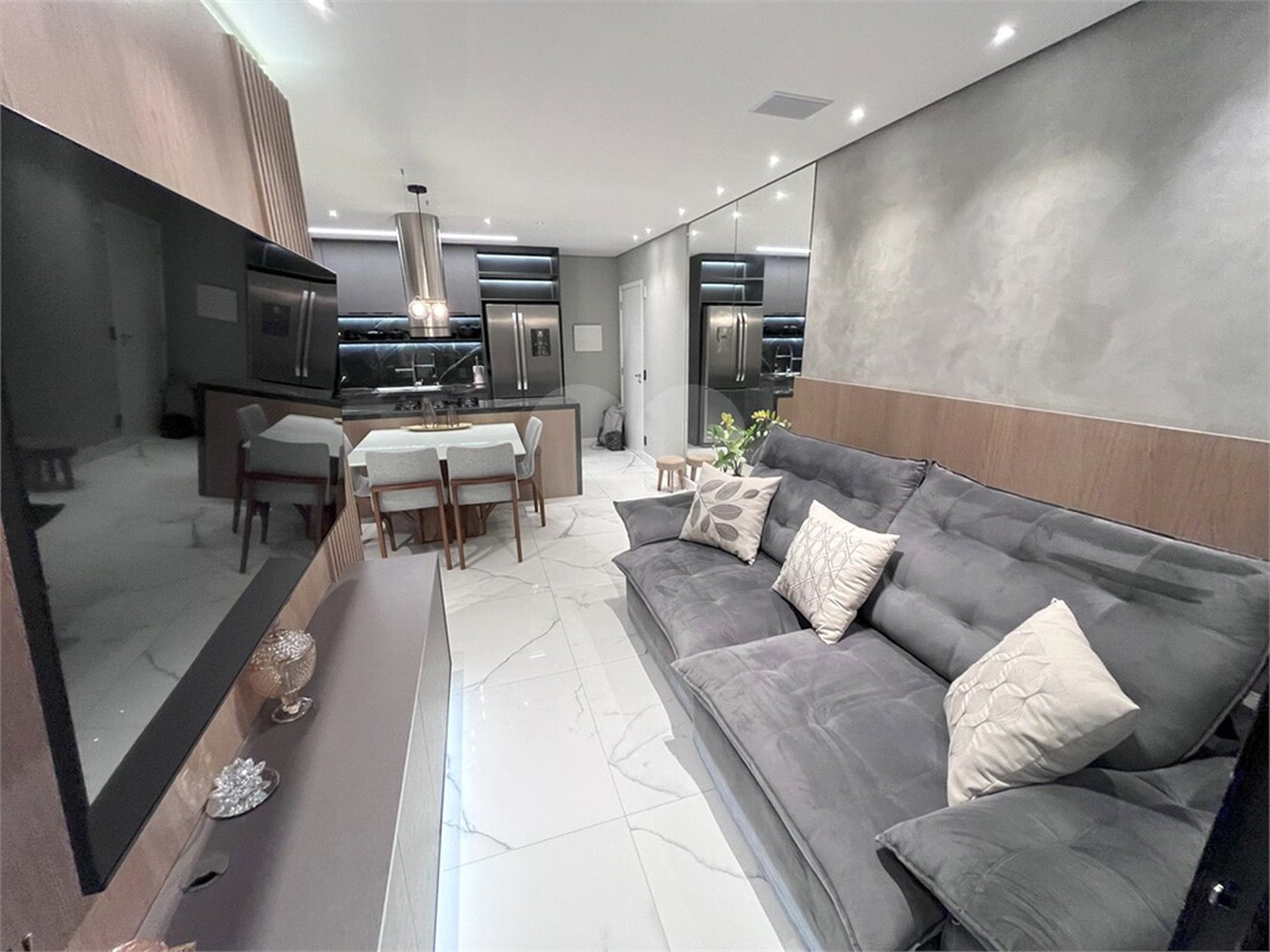 Apartamento à venda com 2 quartos, sendo 1 suíte, em Jardim Maria José, Votorantim, SP