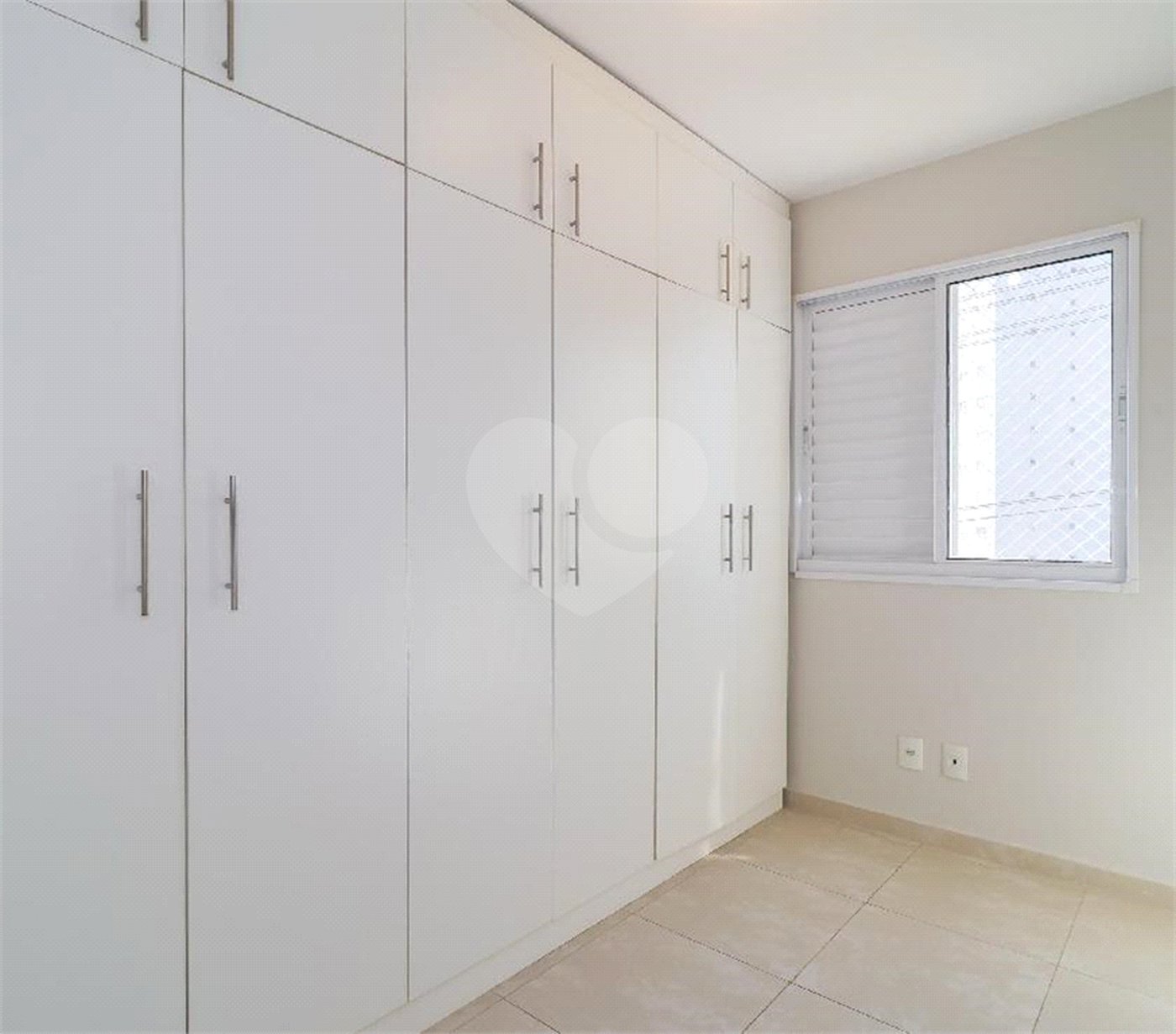 Apartamento à venda com 3 quartos, sendo 1 suíte, em Parque Reboucas, São Paulo, SP
