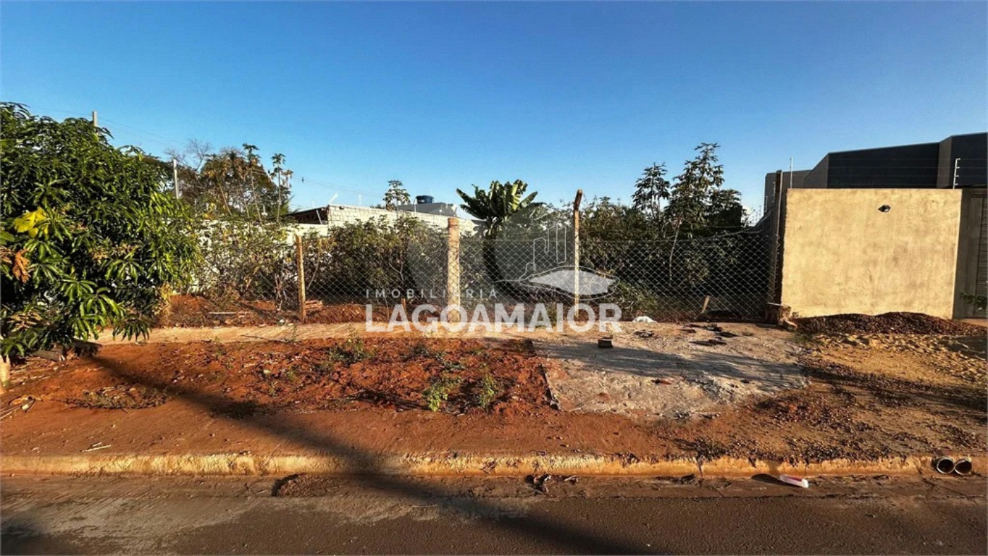 Casa à venda com 2 quartos, sendo 1 suíte, em Bosque das Araras, Três Lagoas, MS