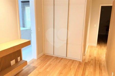 Apartamento à venda com 4 suítes em Santana, São Paulo, SP