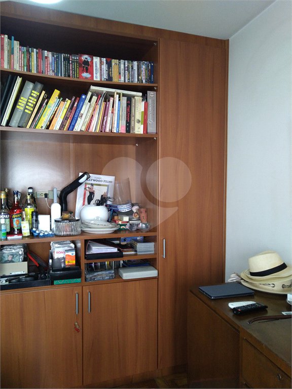 Apartamento à venda com 3 quartos, sendo 1 suíte, em Pinheiros, São Paulo, SP