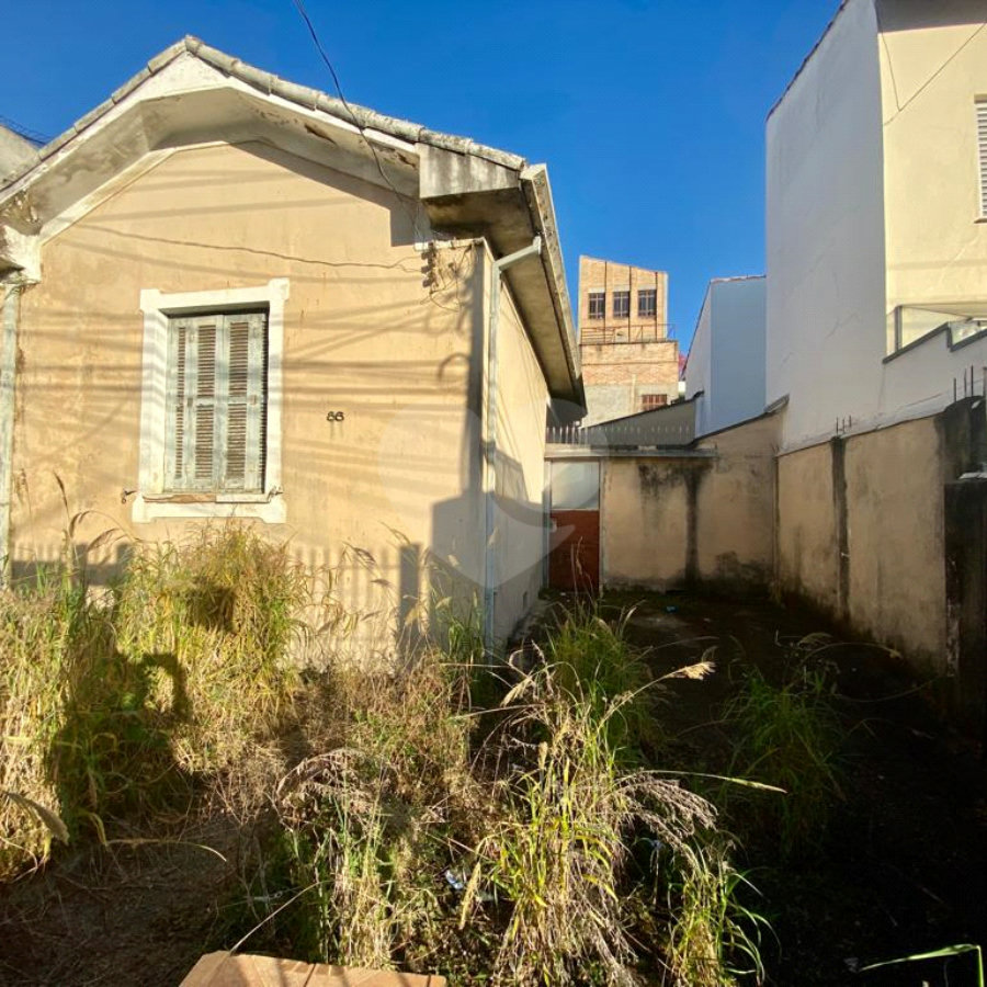 Sobrado à venda com 2 quartos em Vila Romana, São Paulo, SP