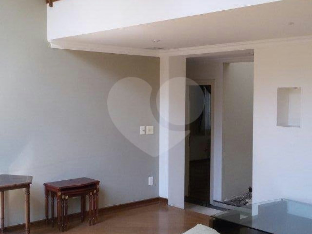 Casa à venda com 4 suítes no condomínio Chácara Francesa, São Paulo - SP