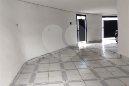 Sobrado à venda com 3 quartos, sendo 1 suíte, em Campo Grande, São Paulo, SP