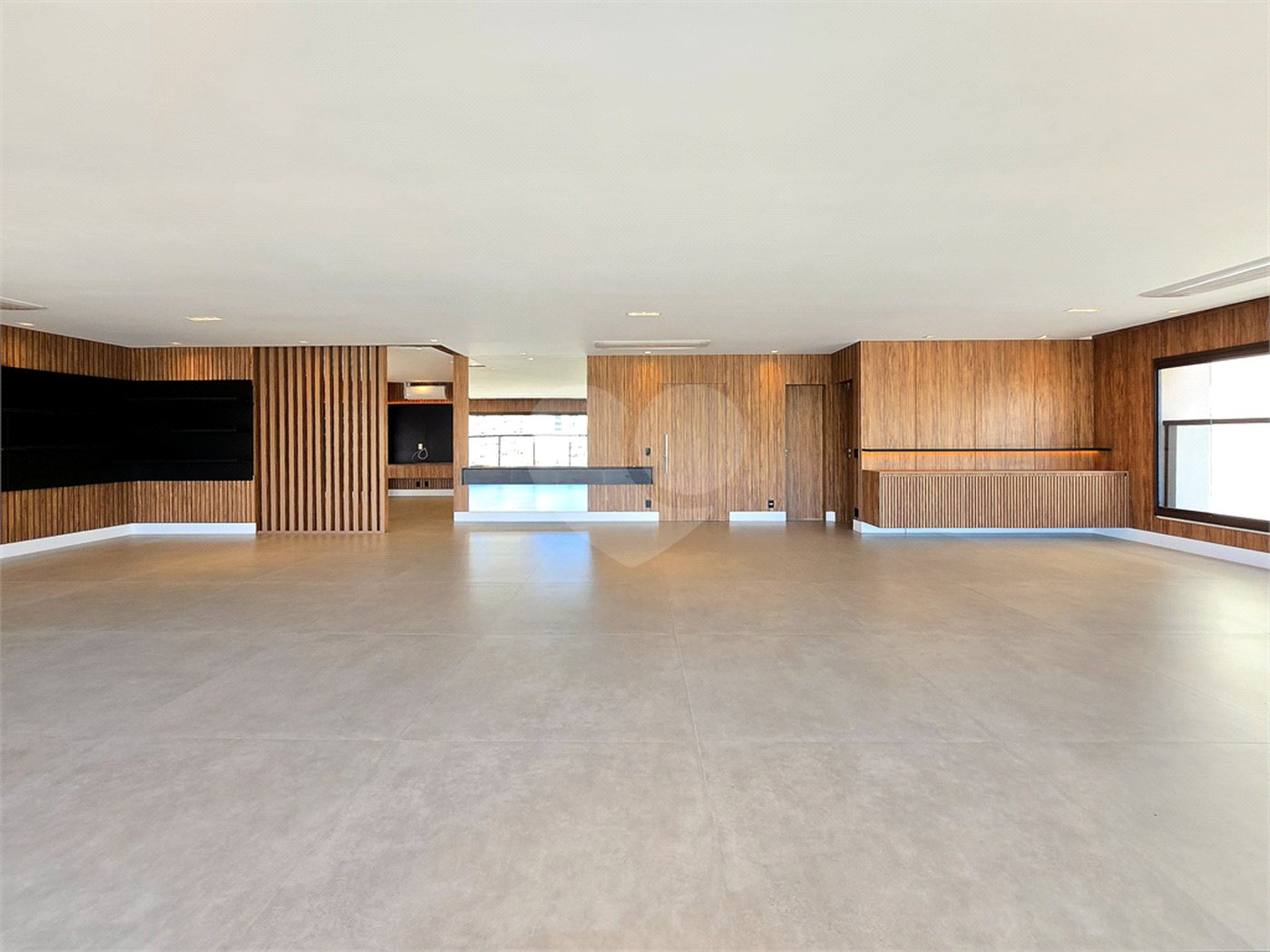 Apartamento à venda com 5 quartos, sendo 4 suítes, em Santa Cecília, São Paulo, SP