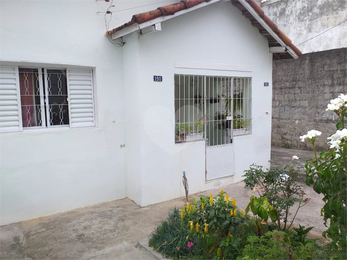 Casa à venda com 3 quartos em Vila Vitório Mazzei, São Paulo, SP