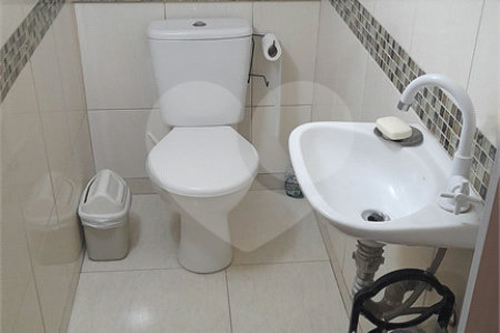 Sobrado à venda com 3 quartos, sendo 1 suíte, em Vila Nivi, São Paulo, SP