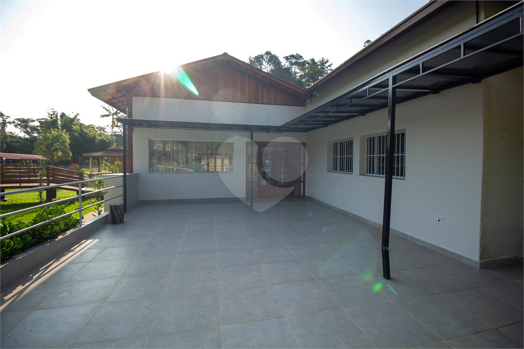 Sítio à venda com 14 quartos, sendo 4 suítes, em Gabriel Piza, São Roque, SP