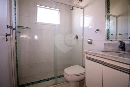 Casa à venda com 4 quartos, sendo 3 suítes,  no condomínio Altos da Serra Vi, São José dos Campos - SP