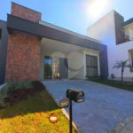 Casa à venda com 3 quartos, sendo 1 suíte, no condomínio Terras de São Francisco, Sorocaba - SP