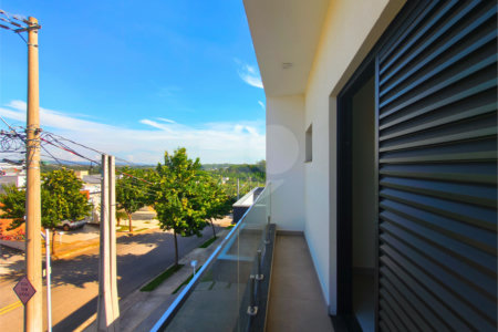 Casa à venda com 3 quartos, sendo 1 suíte, no condomínio Terras de São Francisco, Sorocaba - SP