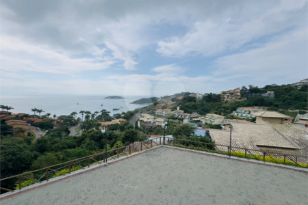 Casa à venda com 4 suítes em João Fernandes, Armação dos Búzios, RJ