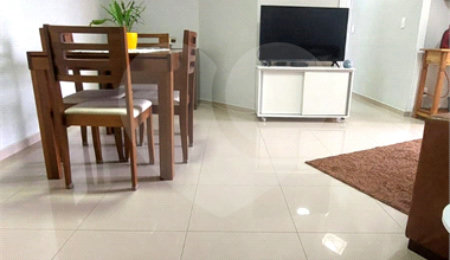 Apartamento à venda com 3 quartos, sendo 1 suíte, em Sítio Pinheirinho, São Paulo, SP