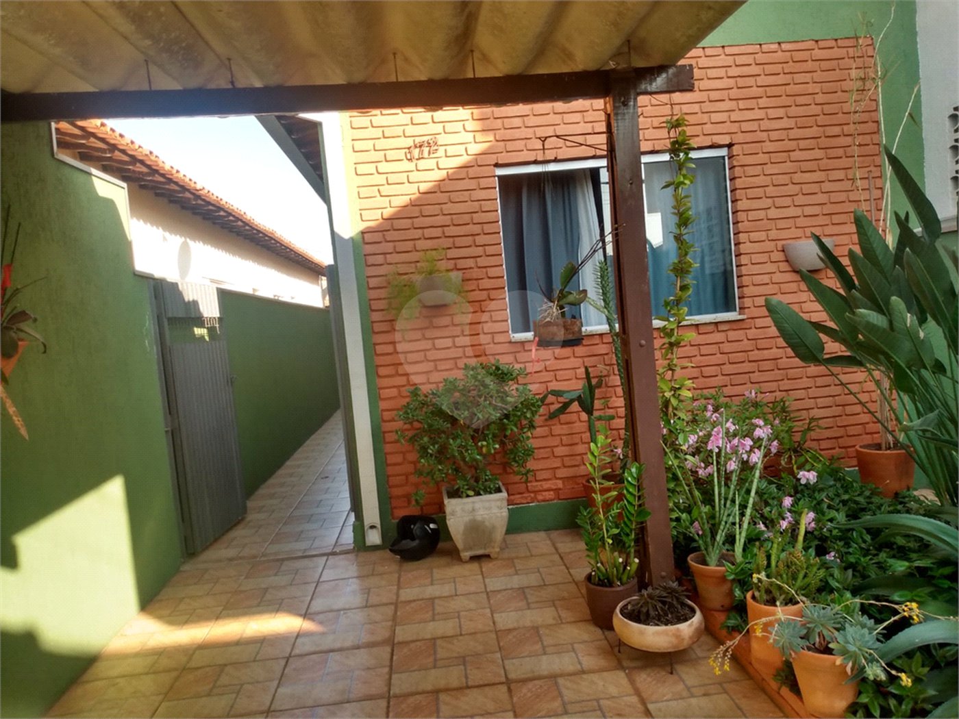 Casa à venda com 2 quartos em Vila Aurora, Itapetininga, SP