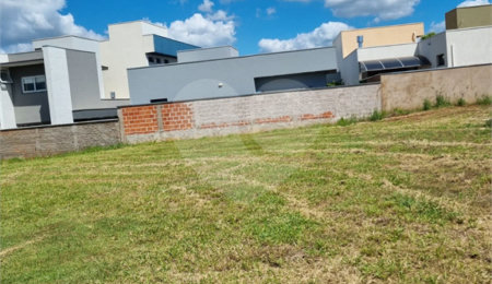 Terreno à venda em Residencial Village Damha III, Araraquara, SP