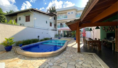 Casa à venda com 4 suítes em Jardim Floresta, São Paulo, SP
