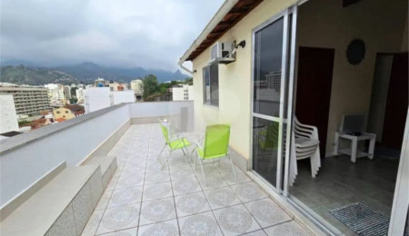 Cobertura à venda com 3 quartos, sendo 1 suíte,  em Tijuca, Rio de Janeiro, RJ