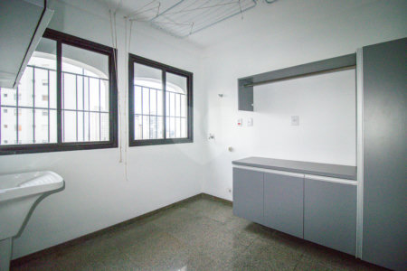 Apartamento à venda com 4 suítes em Jardim Marajoara, São Paulo, SP