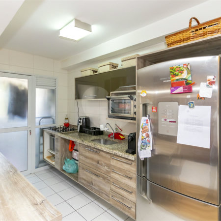 Apartamento à venda com 2 quartos, sendo 1 suíte,  em Bosque da Saúde, São Paulo, SP
