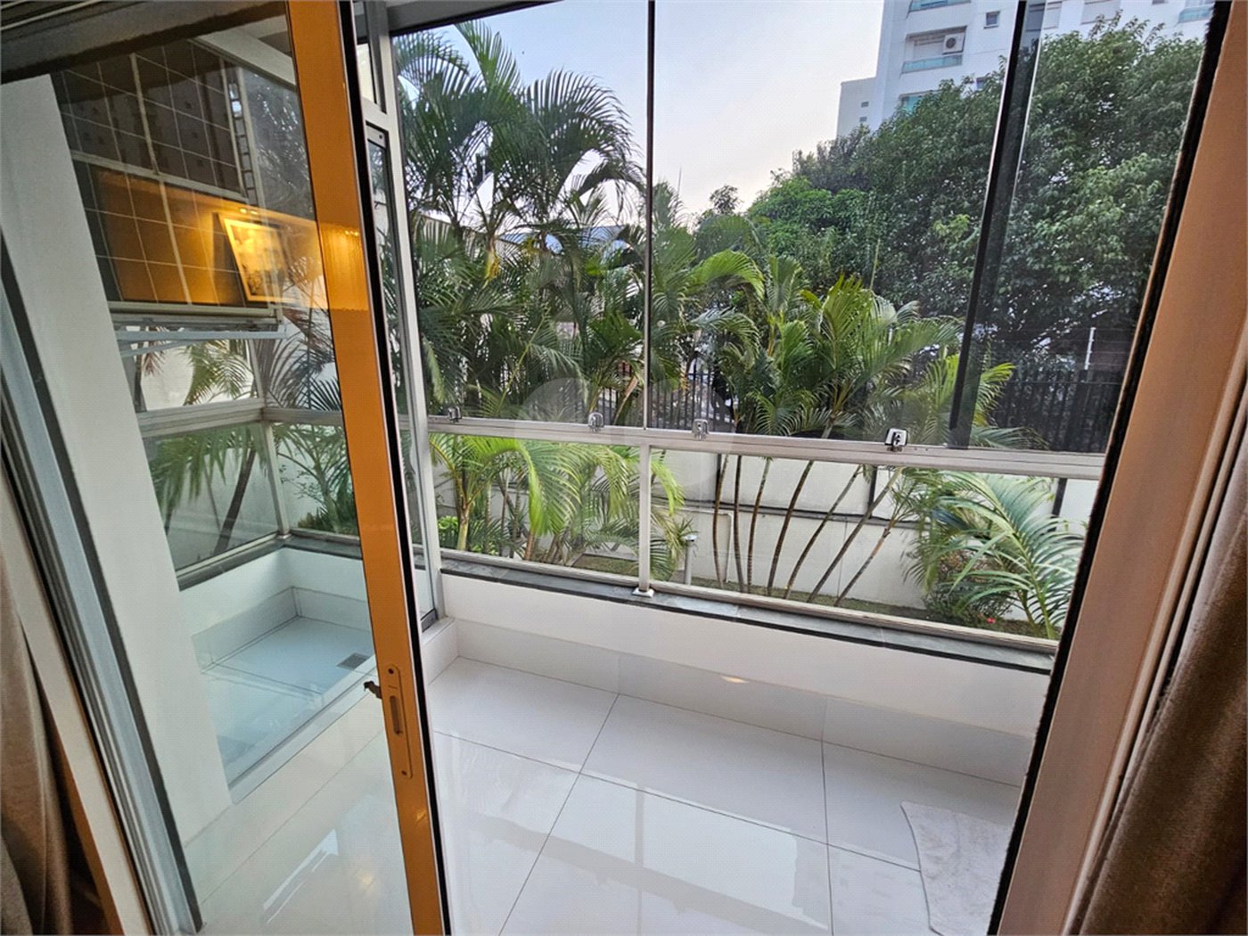 Apartamento à venda com 3 suítes em Indianópolis, São Paulo, SP
