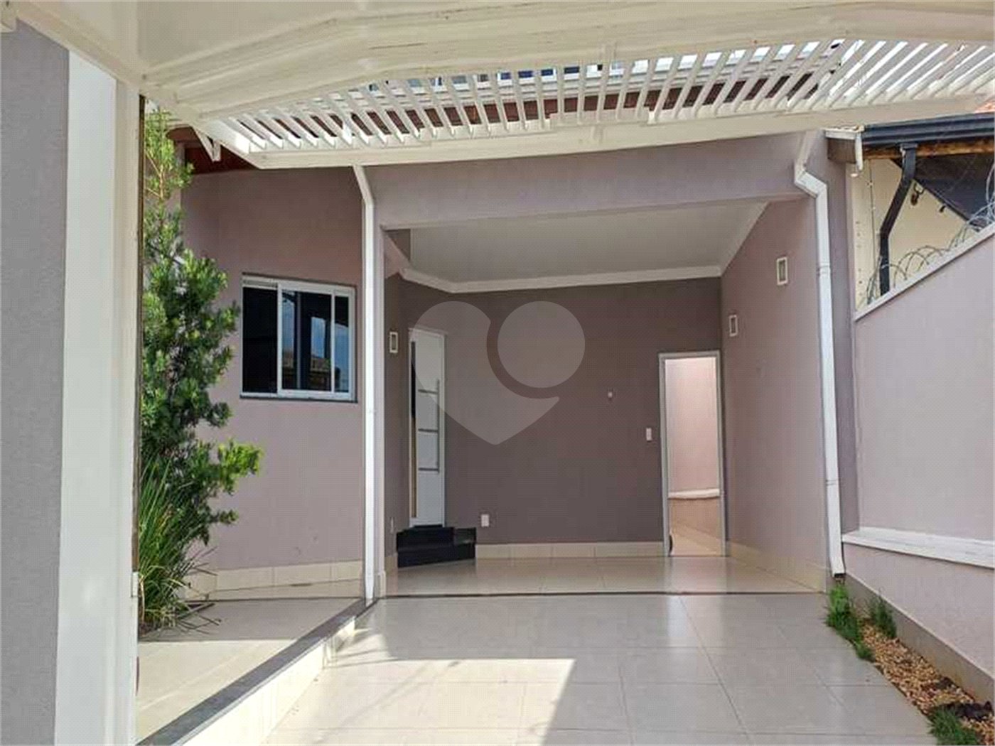 Sobrado à venda com 3 suítes em Residencial Monte Verde, Indaiatuba, SP