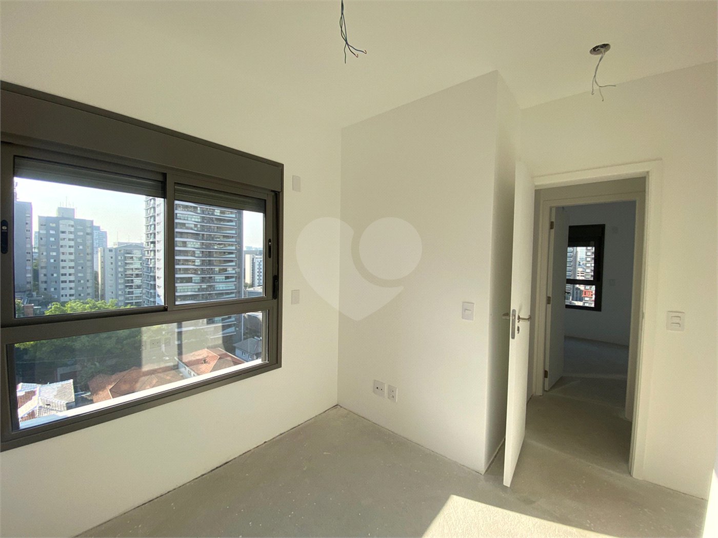 Apartamento à venda com 2 quartos, sendo 1 suíte,  em Perdizes, São Paulo, SP