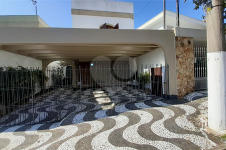 Sobrado à venda com 4 quartos, sendo 1 suíte,  em Planalto Paulista, São Paulo, SP