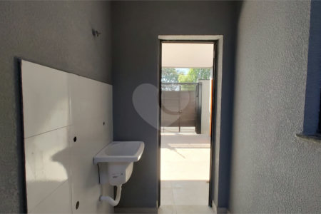 Casa de Vila à venda com 2 suítes em Wanel Ville, Sorocaba, SP