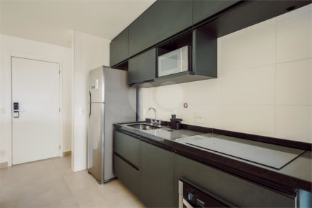Apartamento à venda ou para alugar com 1 quarto em Vila Gertrudes, São Paulo, SP