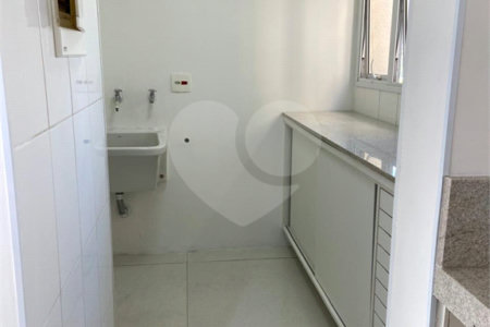 Apartamento à venda com 3 suítes no Centro, Santo André, SP