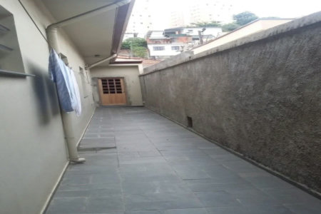 Casa à venda com 3 quartos, sendo 1 suíte, em Jardim Pinheiros, São Paulo, SP
