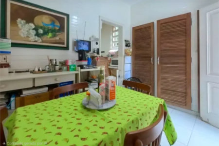 Casa à venda com 4 quartos, sendo 2 suítes,  em Jardim Botânico, Rio de Janeiro, RJ