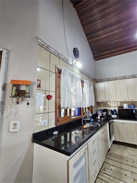 Casa à venda com 3 quartos, sendo 1 suíte, no condomínio Clube de Campo Fazenda Tabarã, Mairiporã - SP