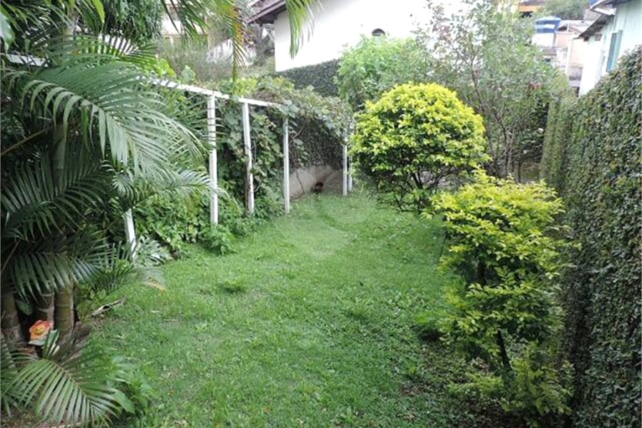 Sobrado à venda com 3 suítes em Pirituba, São Paulo, SP
