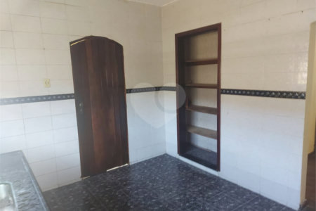 Casa à venda com 3 quartos, sendo 1 suíte, em Campo Grande, Rio de Janeiro, RJ