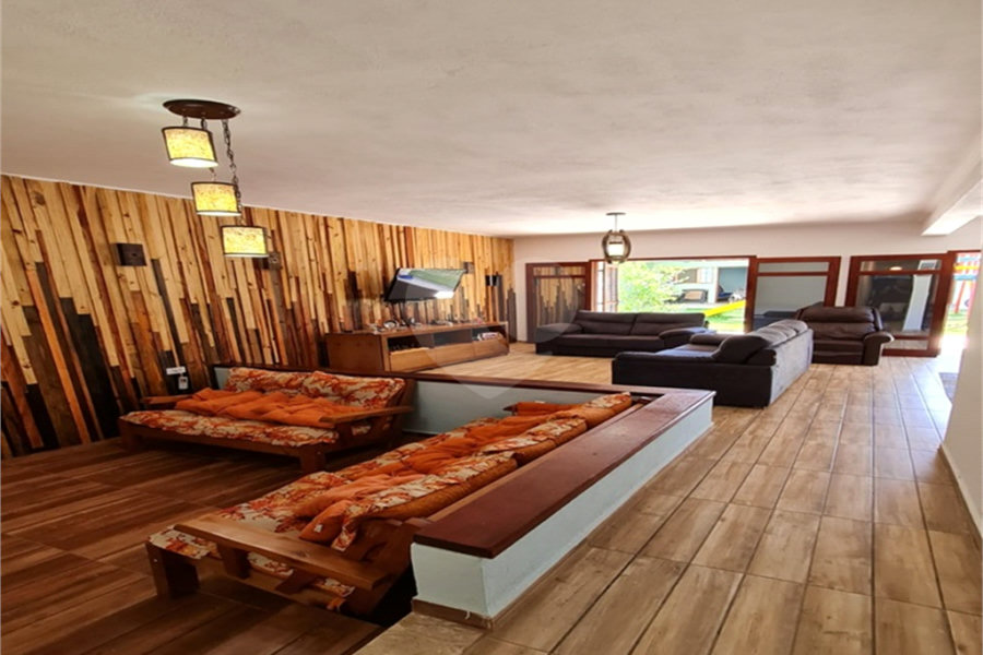 Chácara à venda com 6 quartos, sendo 2 suítes, em Serra da Cantareira, Mairiporã, SP
