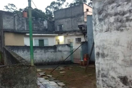 Casa à venda com 3 quartos em Jardim Indaiá, Poá, SP
