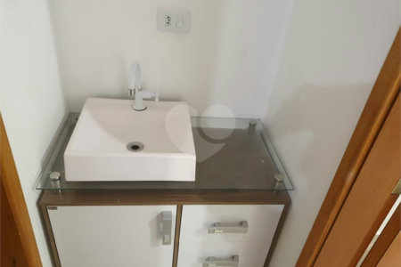 Apartamento à venda com 1 quarto em Vila Mazzei, São Paulo, SP
